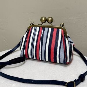 Colorful Striped Handmade Cowhide Big Ball Kisslock Wristlet/Multi Use Handbag